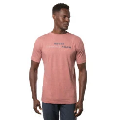 TravisMathew Finest Bottle Sargasso Sea Mens Golf T-Shirt -TravisMathew Store 11843 HTHRRUBYWINE
